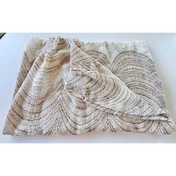 Vintage 70s mesh curtain, cream tan wavy pattern, pleated boho panel, for each - Picture 9 of 10